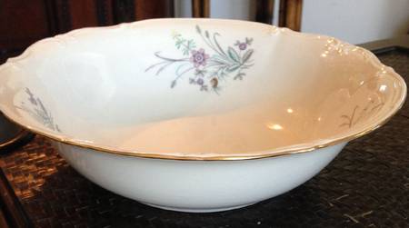 POL51 9" Round Vegetable Bowl
