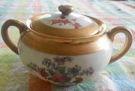 PIC199 Sugar Bowl & Lid