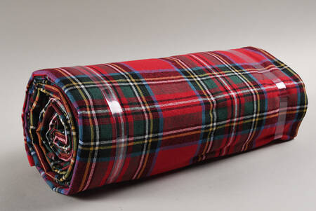 Plaid 70 x 126 Rectangular Tablecloth