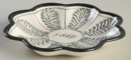 Levingston 6" Round Scalloped Dish