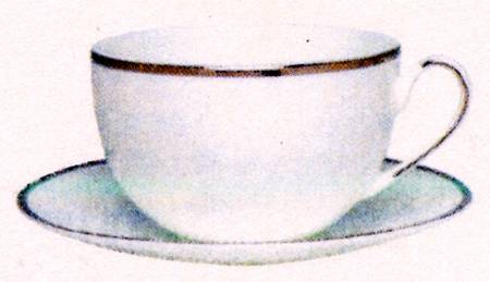 Nathalie Gold Flat Cup & Saucer Set