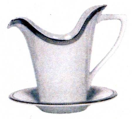 Sina Gravy Boat & Underplate