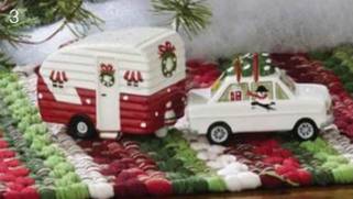 Christmas Vacation Figural Salt & Pepper Set