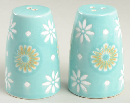 Antigua Salt & Pepper Set