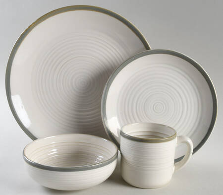 Aspen 32 Piece Estate Set