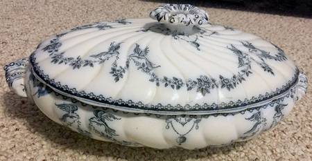 Clarendon Oval Covered Vegetable