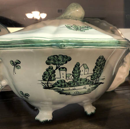 PGI1 Tureen &  Lid