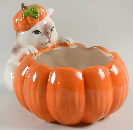 Cat in a Pumpkin Figural Open Candy Dish