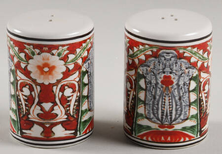 Mezze Red Salt & Pepper Set
