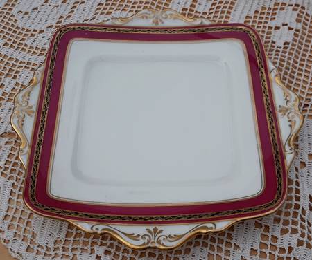 Dinan Square Handled Cake Plate