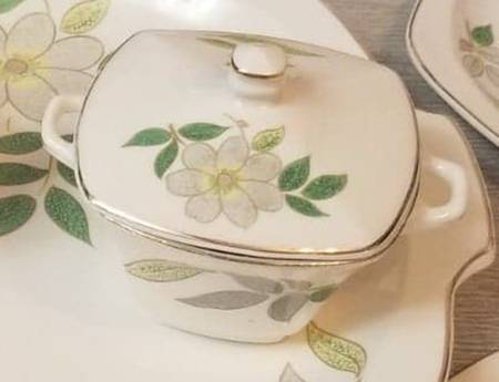 PCP327 Sugar Bowl & Lid