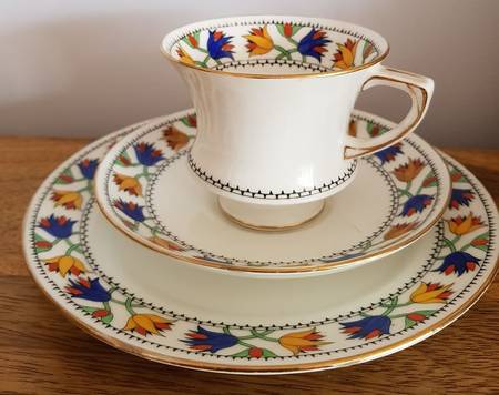 7924 Footed Cup & Saucer Set