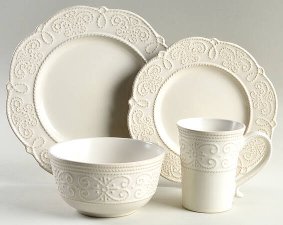 Abby White 4 Piece Place Setting