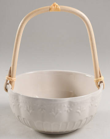 Toni Linen 7''-7 1/4'' Basket W/Bamboo Handle HC