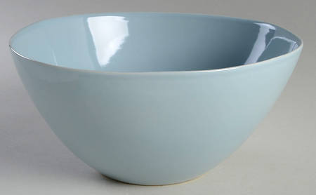 Arbor Robin's Egg 10" Round Vegetable Bowl