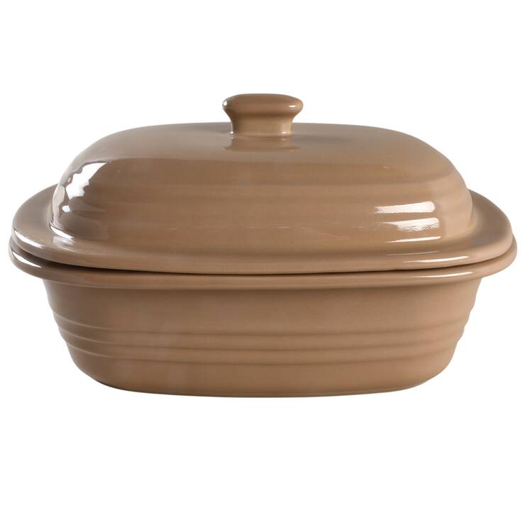 New Traditions 3 Qt Rectangular Baker & Lid