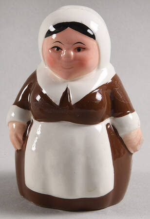 The Pilgrim Pair Figural Salt Shaker