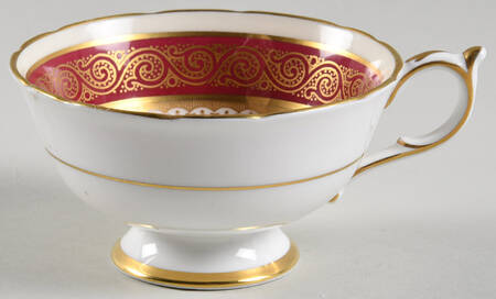 Z762-1 Footed Cup
