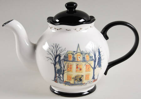 Midnight Haunted House Teapot & Lid