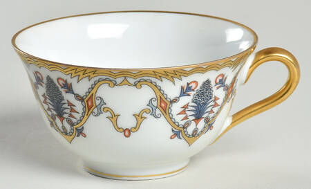 570219 Footed Cup