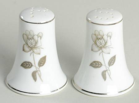 Queens Royal Salt & Pepper Set