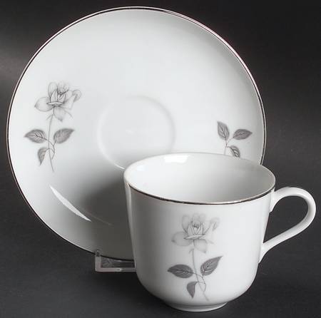 Queens Royal Flat Cup & Saucer Set