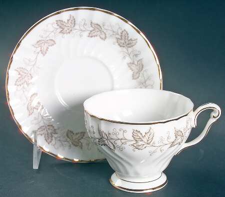 Ailsa Footed Cup & Saucer Set