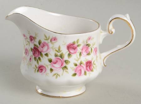 Cascade Roses Mini Creamer