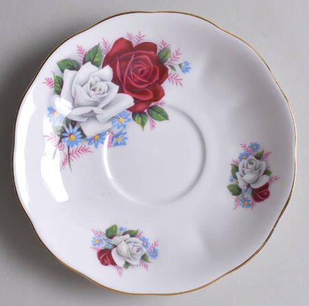 Duet Saucer