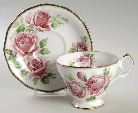 Lady Margaret Footed Cup & Saucer Set