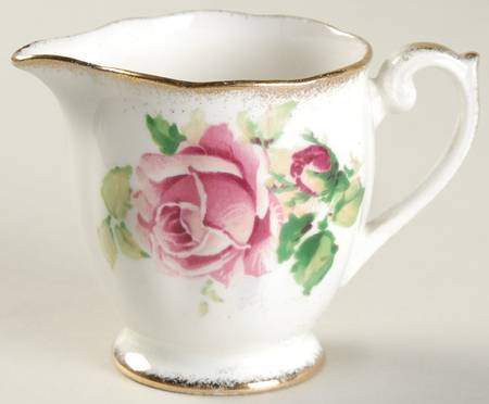 Lady Margaret Mini Creamer