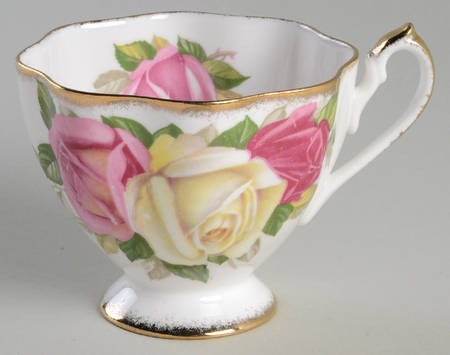 Lady Sylvia Snack Cup