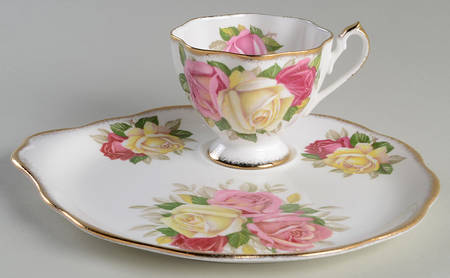 Lady Sylvia Snack Plate & Cup Set