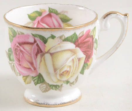 Lady Sylvia Footed Demitasse Cup