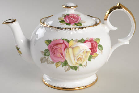 Lady Sylvia Teapot & Lid