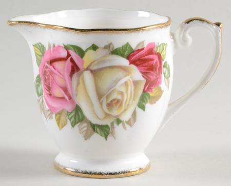 Lady Sylvia Mini Creamer