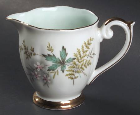 Louise (Green Center) Creamer