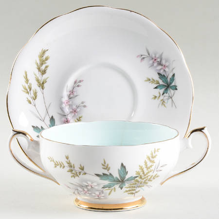 Louise (Green Center) Footed Cream Soup Bowl & Saucer Set