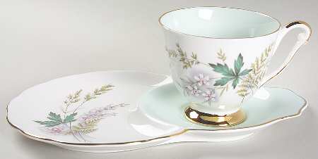 Louise (Green Center) Snack Plate & Cup Set