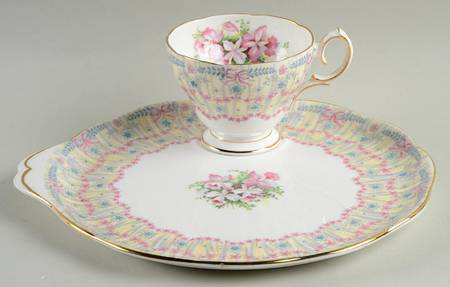 Royal Bridal Gown Snack Plate & Cup Set