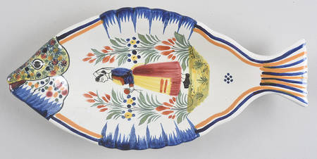 Henriot (Lady Or Man Center) 10" Fish Plate