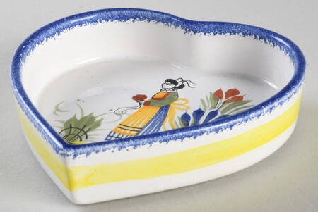 Henriot (Lady Or Man Center) Heart Shaped Dish