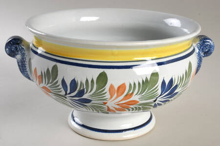 Henriot (Lady Or Man Center) Tureen No Lid