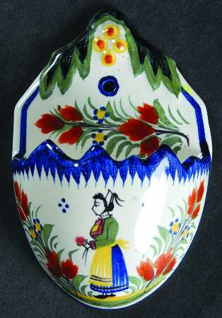 Henriot (Lady Or Man Center) 4" Wall Pocket Vase