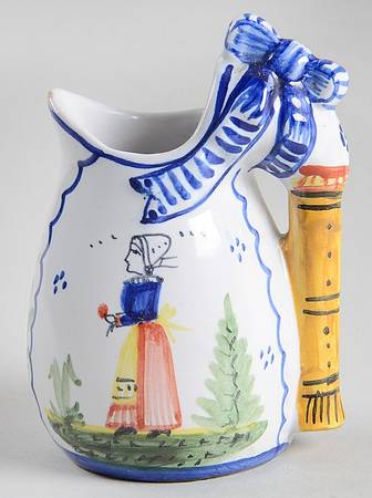 Henriot (Lady Or Man Center) Creamer