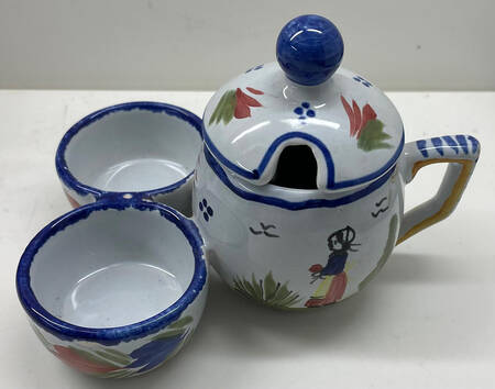 Mistral Blue (Octagonal, Lady Center) Mustard & Lid w/ Attached Open Salt & Pepper