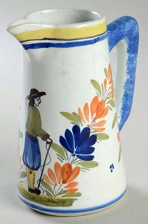 Mistral Blue (Round) 20 Oz Pitcher