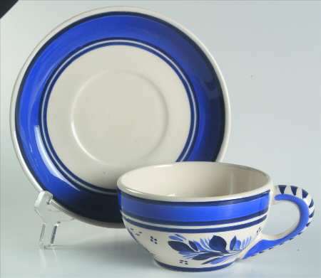 QUI5 Flat Cup & Saucer Set