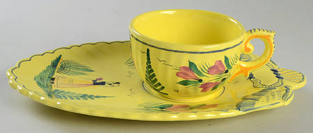 Soleil Yellow (Octagonal, Lady) Snack Plate & Cup Set