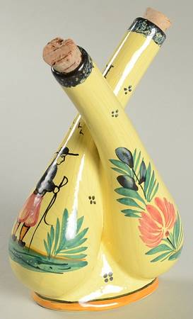 Soleil Yellow (Octagonal, Lady) Attached Oil and Vinegar Set with Stoppers
